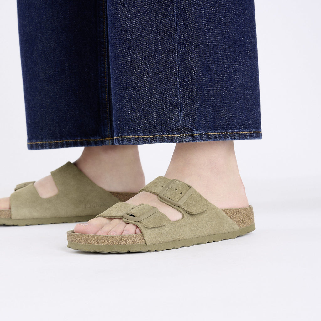 Unisex Σανδάλια Suede Leather Arizona Regular Birkenstock | 1019045-Faded Khaki ΑΝΔΡΙΚΑ > ΠΑΠΟΥΤΣΙΑ BIRKENSTOCK